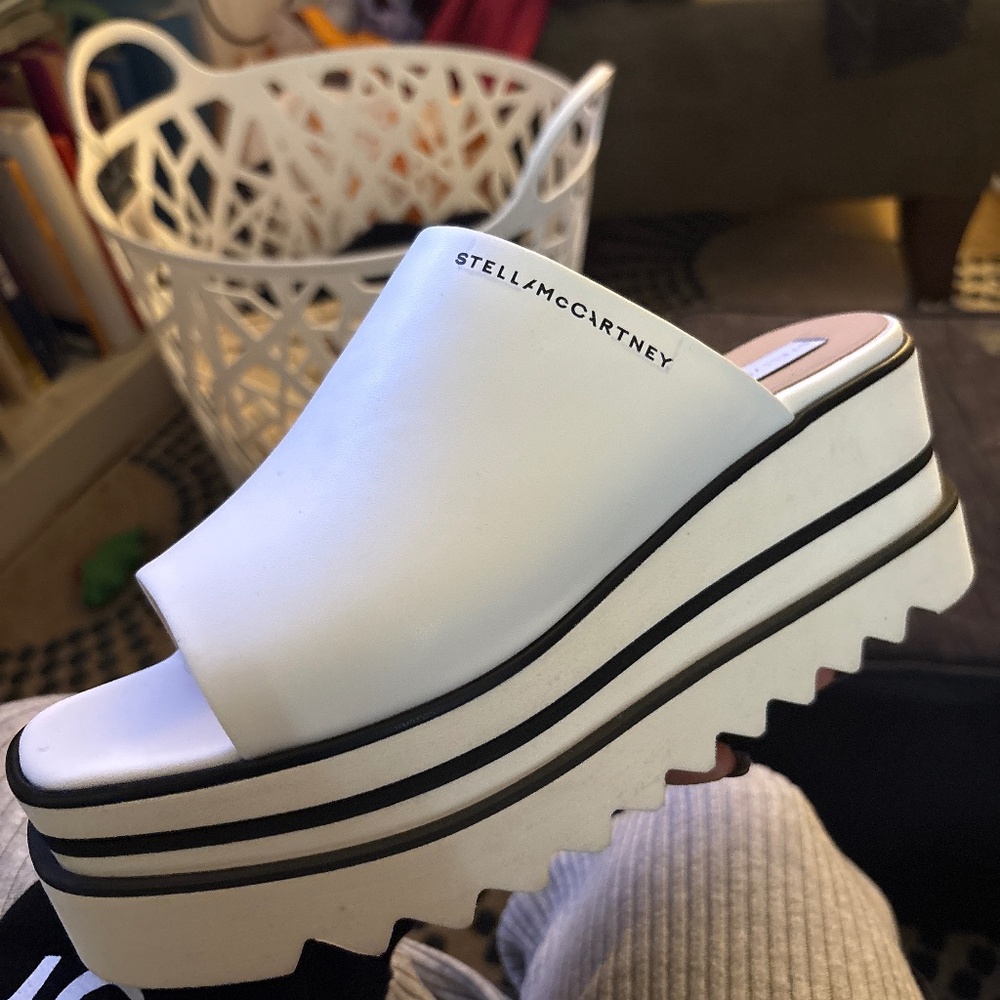 Stella McCartney Elyse Platform Slides – White – Size 10B Perfect Cond